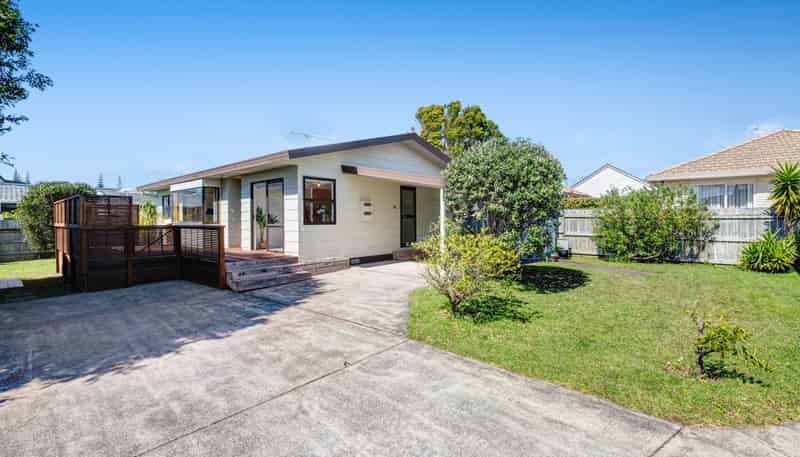 5B Melanie Place, Orewa