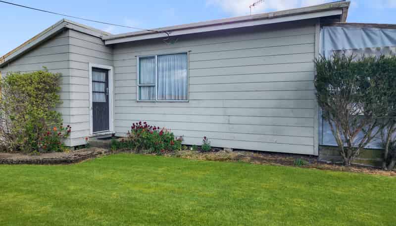 16 Leader Street, RIVERTON