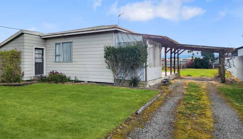 16 Leader Street, RIVERTON