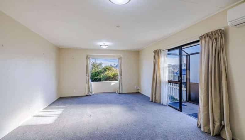 11A Royal Crescent, Saint Kilda