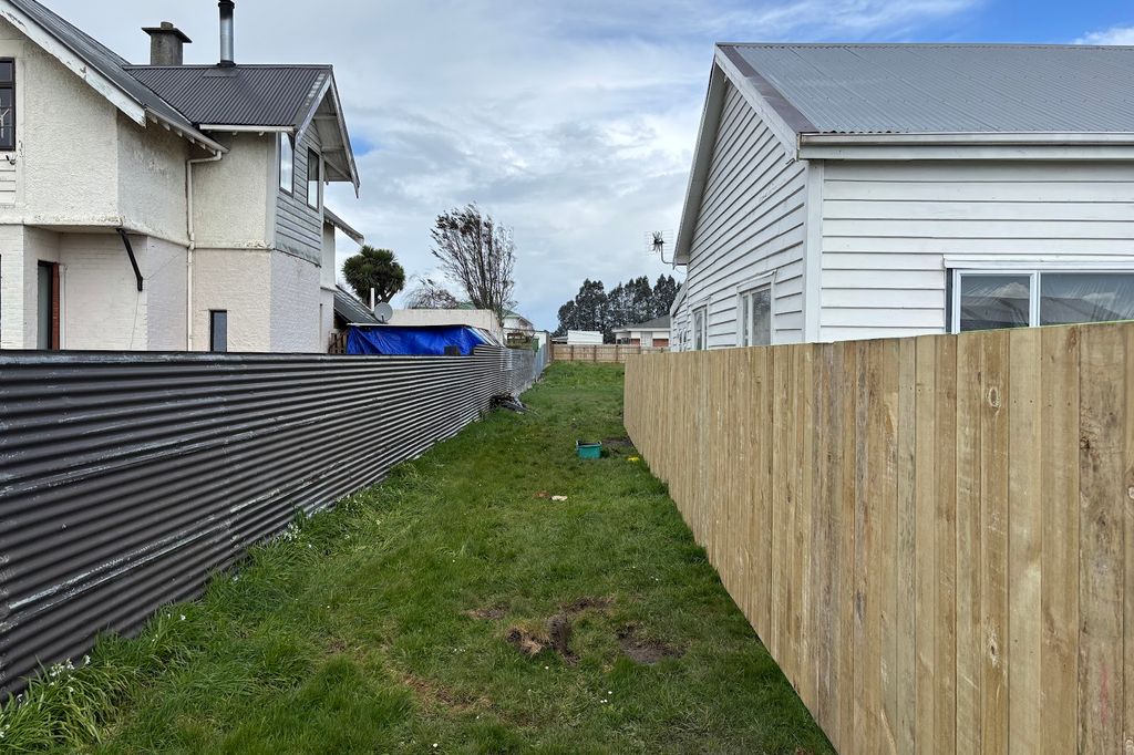 Modern Living Awaits on Earn Street! 3
