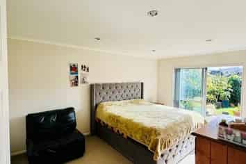 262 Murphys Road, Flat Bush