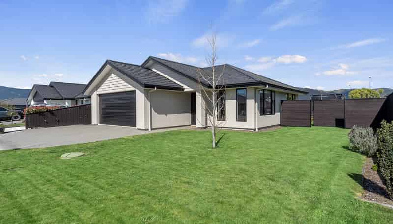 20 Youngberry Drive, Richmond