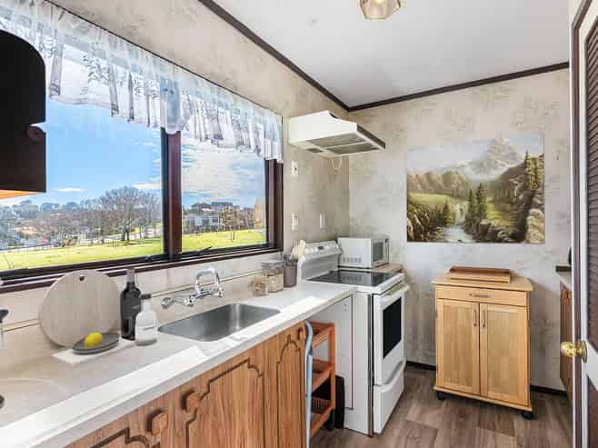 30B Fraser Road, Devonport