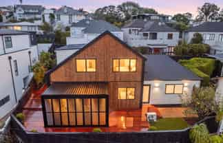 15A Waiatarua Road, Remuera