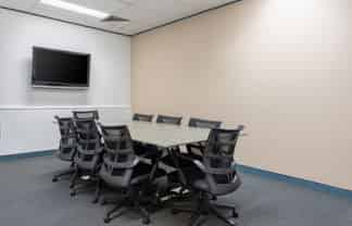 Open plan office space for 10 in Regus Hazeldean