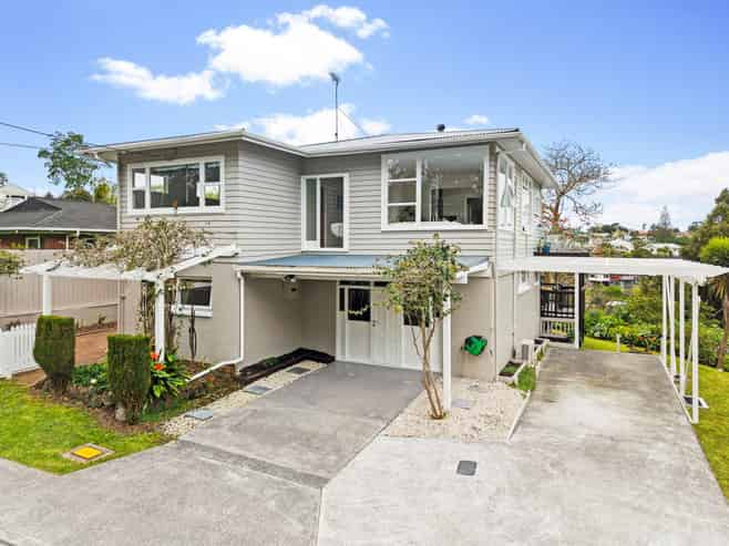 42 Rawene Road, Birkenhead