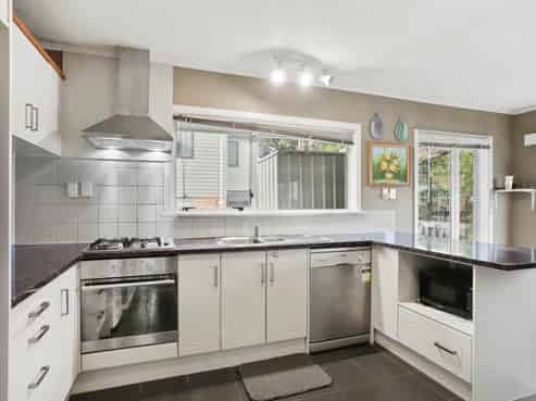 423B Blockhouse Bay Road, Blockhouse Bay