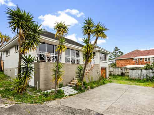 423B Blockhouse Bay Road, Blockhouse Bay