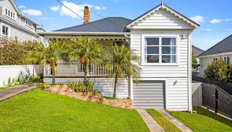 42 Richmond Avenue, Northcote Point