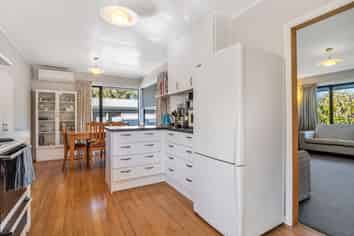 52 South Belt, Lincoln