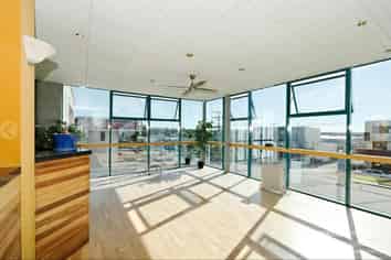 High-Exposure Professional Office in Henderson