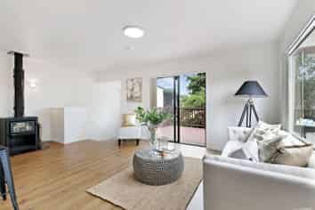 24 Seon Place, Birkdale