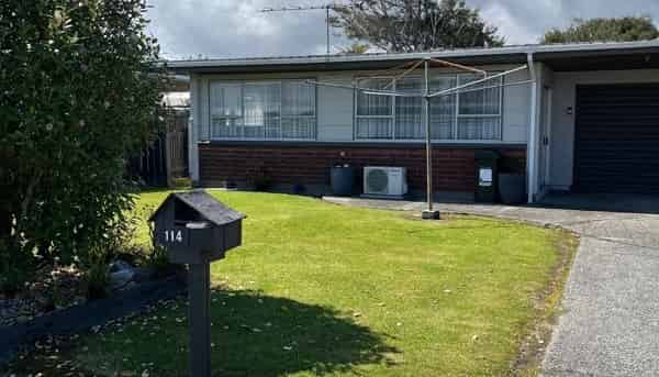 114 Rolleston Street, Hokitika