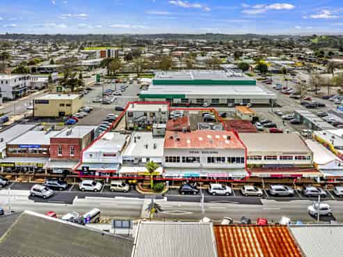 Investment prime location – development upside