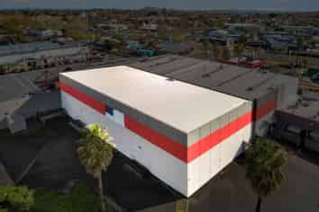 MORTGAGEE AUCTION - WAREHOUSE/BULK RETAIL
