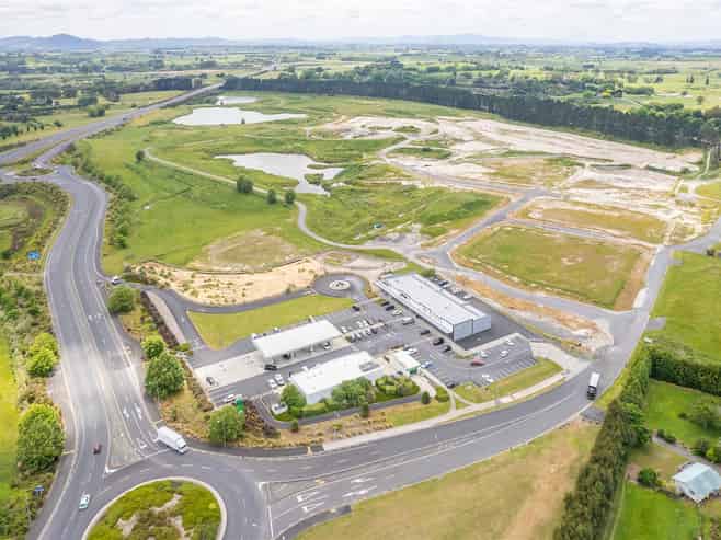 Villiage Centre Te Awa Lakes