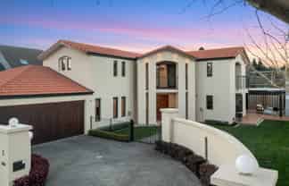 2 Orchard Lane, Springlands