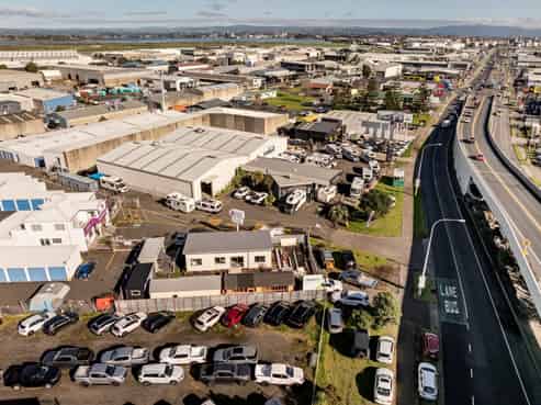 Freehold Mount Industrial Investment