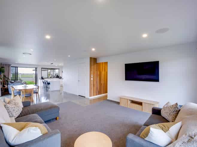 58 Pelorus Avenue, Poraiti
