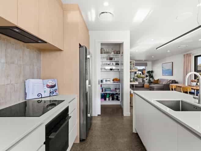 58 Pelorus Avenue, Poraiti