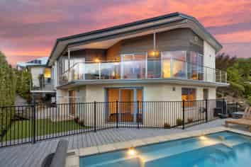 19 Luxton Place, Mount Pleasant
