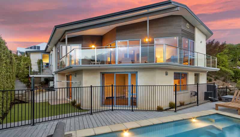 19 Luxton Place, Mount Pleasant