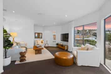 19 Luxton Place, Mount Pleasant