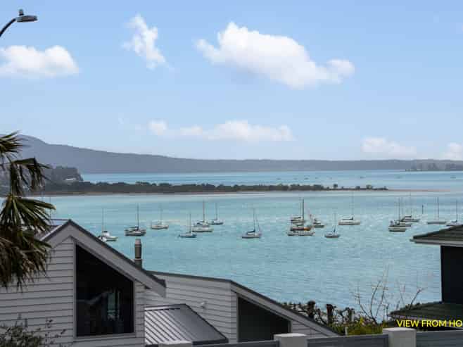 7 Lilford Place, Half Moon Bay