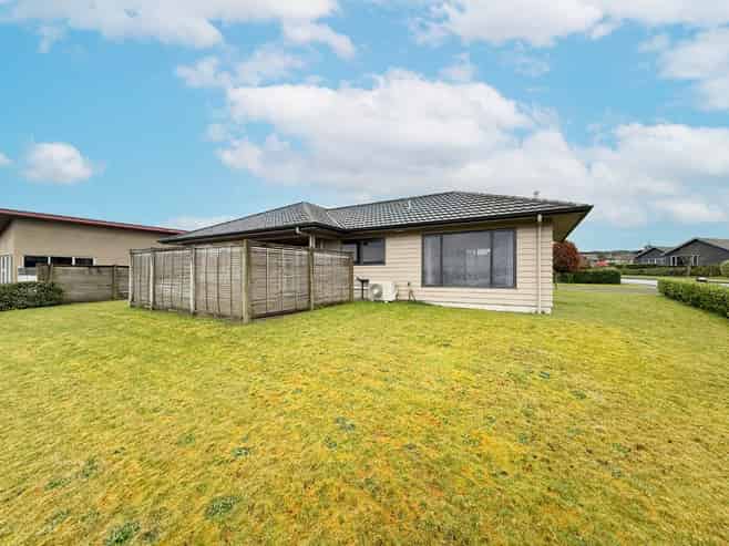 2 Lochaber Drive, Nukuhau