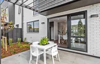 4 Pohatu Lane, Stonefields