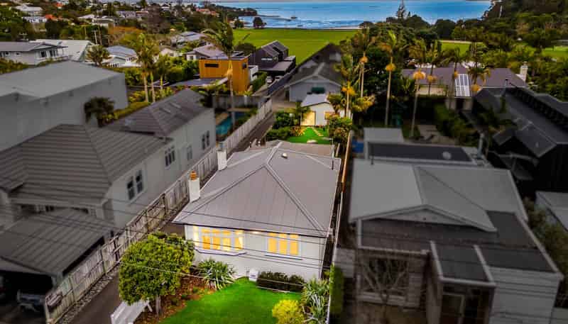 28 Edgars Road, Westmere