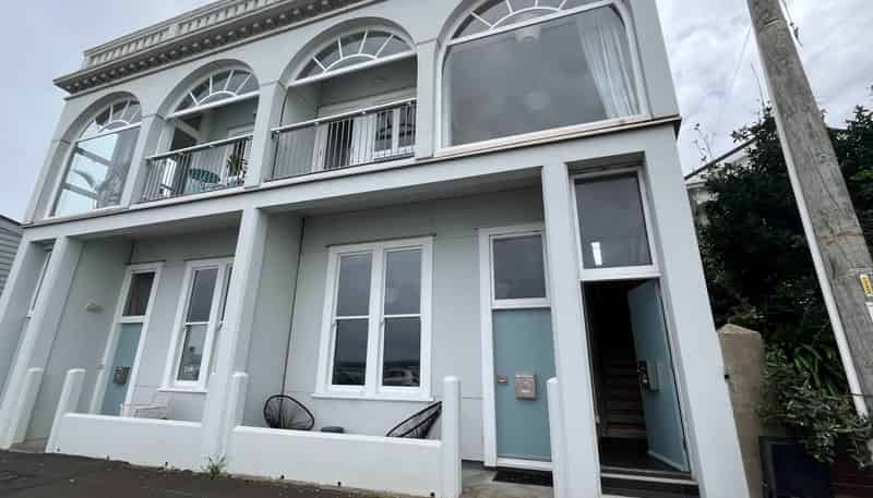 39A King Edward Parade, Devonport