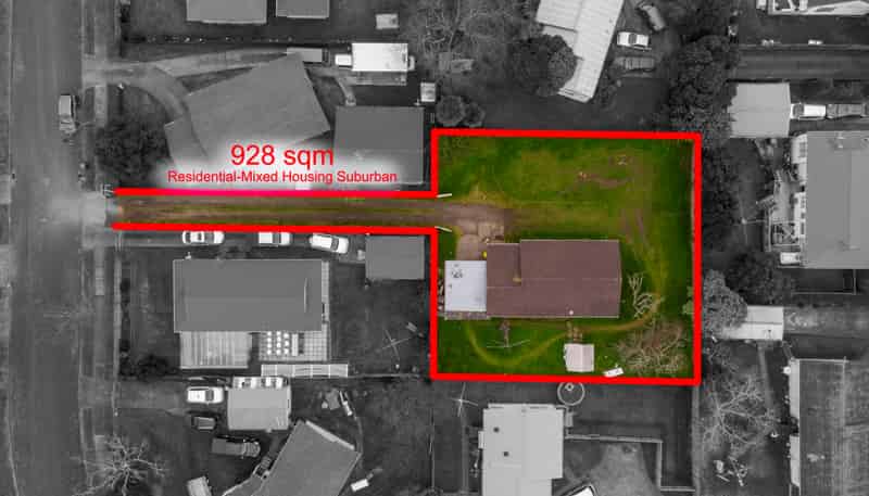 12 Stoll Place, Clendon Park