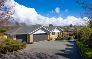 3 Bright Lane, Redwood Valley