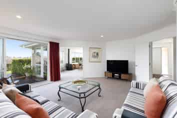 3 Bright Lane, Redwood Valley