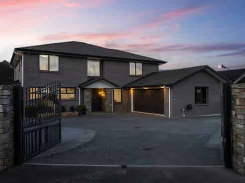 14 Sir Lincoln Drive, Huapai