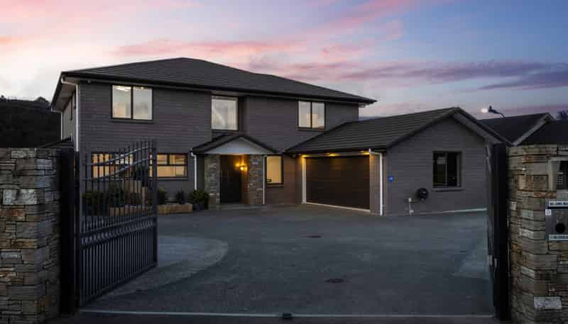 14 Sir Lincoln Drive, Huapai