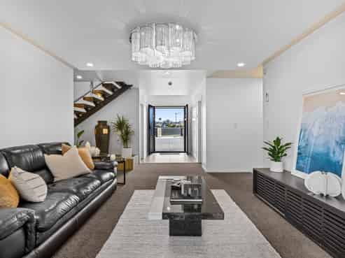 14 Sir Lincoln Drive, Huapai