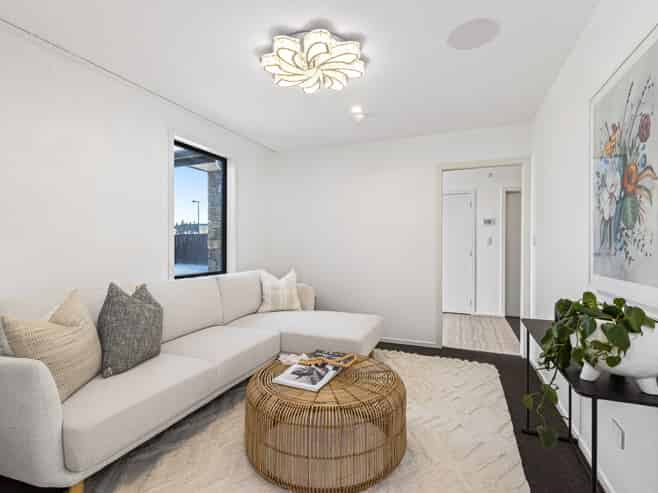 14 Sir Lincoln Drive, Huapai