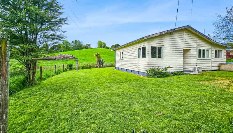 298 Puketirau Road, Tirau