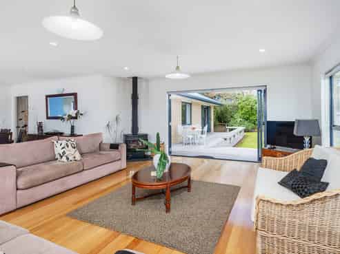 136 Waimaire Avenue, Matarangi