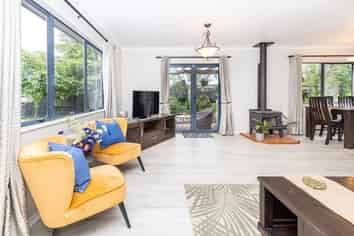 34 Bellona Place , Flagstaff