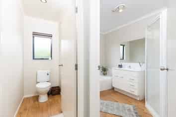 34 Bellona Place , Flagstaff