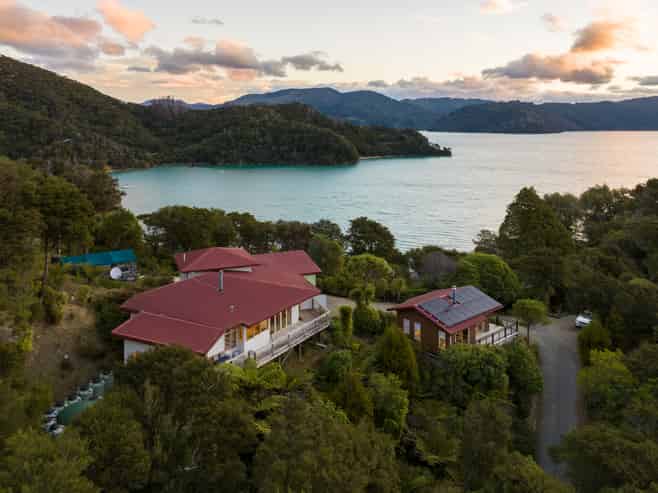 19 St Omer Road, Kenepuru Sound
