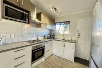 2/3 Kirkpatrick Place, Papamoa