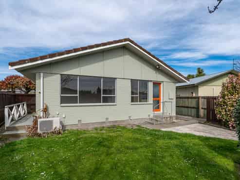 1/11 Wanstead Place, Woolston