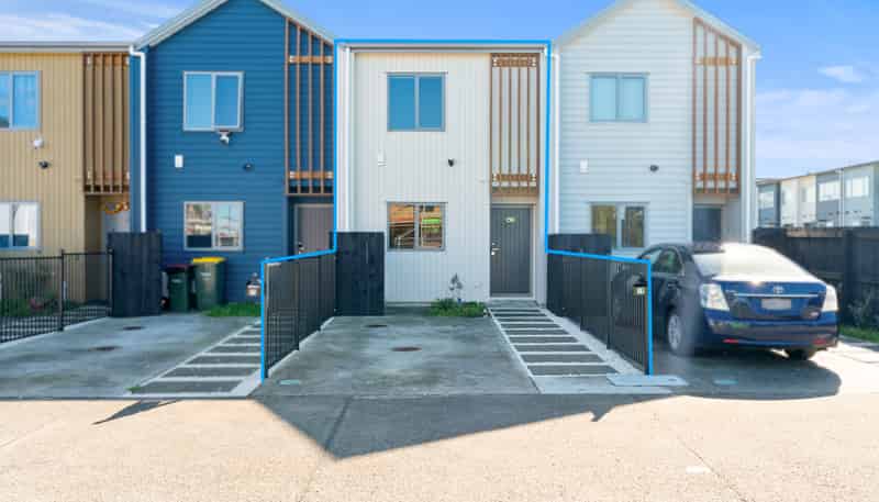 19 Valour Lane, Papakura