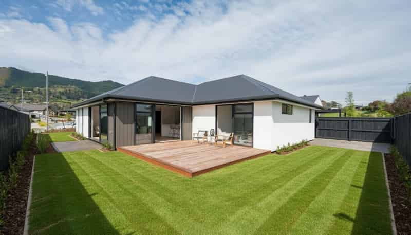 32 Cupola Crescent, Richmond