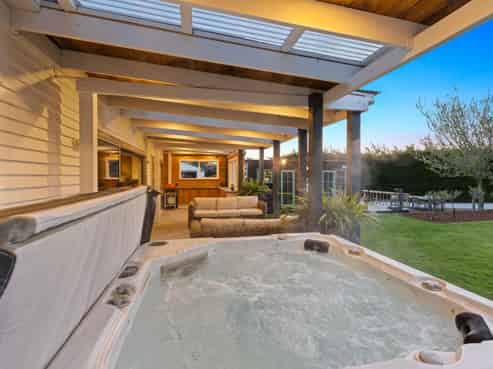 307 Larcombs Road, WEEDONS